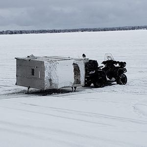 Meet your Posher, Cliff